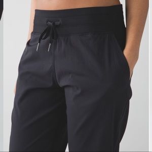 Lululemon studio crop